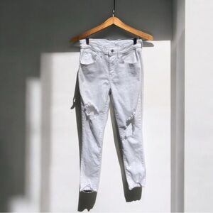 🌻Levi's 721 White High Rise Skinny Blown Out Knee Jeans Keep Dreaming Size 6